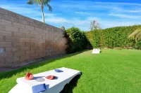Near Coachella Festival, 5min walk 2 BNP Paribas, pool spa, 7bdrm, mountain view