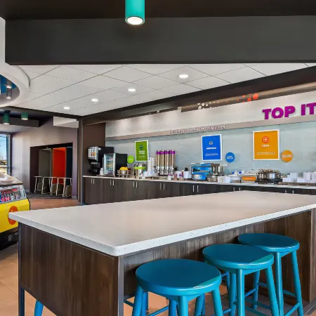 Tru by Hilton Rogers Bentonville