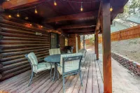 Between the Pines Log Cabin