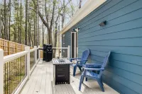 Stylish & Modern Home 15 mins to DT AVL-Games, Grill, 2 Porches, Stocked Kitchen