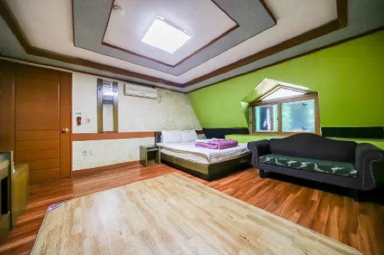 Jukdo Market in Pohang