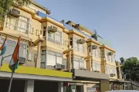 อิทซี่ โฮเทลส์ อัมริตา ราคูนาท บาซาร์ จัมมู