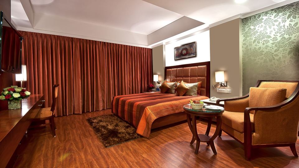 The Golden Plaza Hotel