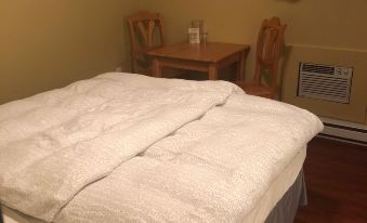 Crowsnest Vineyards Guesthouse