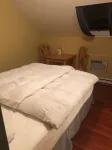 Crowsnest Vineyards Guesthouse Hotels in Keremeos