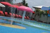 CML Beach Resort & Water Park - Swimmingpools