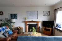 Roundstone Quay - Pet friendly