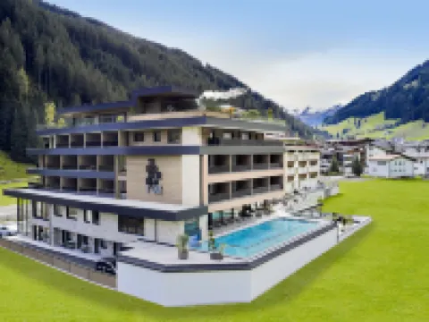 Hotel Tirolerhof 4 Sterne Superior Hotels in Tux