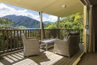 Punga Cove Resort Hotels in Punga Cove