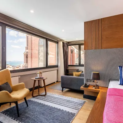 Sala Suites Hotels near Galatasaray High School