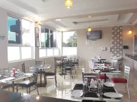 Fort Hotel