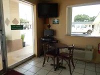 Executive Inn Pearsall
