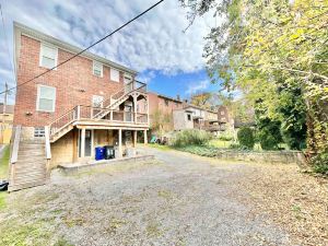 The Beverly at Mt. Lebanon by Luxe Pgh