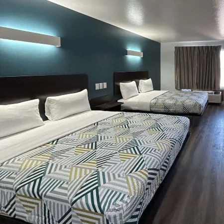 Studio 6 Suites Hesperia, CA West Main Street I 15