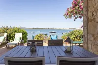 Villa Lydia in Faro With 3 Bedrooms and 1 Bathrooms Hoteles cerca de Praia de Faro