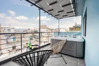 Stay Kula Aparthotel City Center