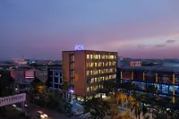 Fox Lite Hotel Cikarang Hotel dekat Buper Karang Kitri