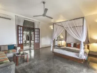 The Frangipani Tree by Edwards Collection - Thalpe Hotels in Talpe