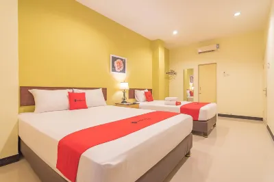 RedDoorz @ H. Agus Salim Street Pontianak Hotel di Pontianak