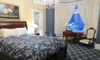 The Roses Heritage Inn