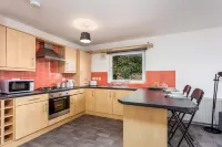 Walker Suite No82 - Donnini Apartments Hotels in Kilmarnock