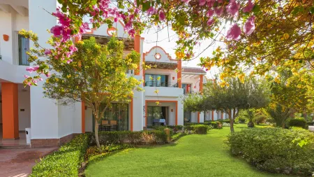 Fantazia Resort Marsa Alam Отели в г. Qesm Marsa Alam