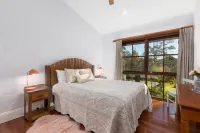 Friday Creek Retreat Hotels in Bellingen