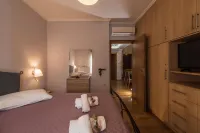 Paris Family Villa!