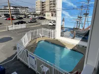 Ships Inn - Pools