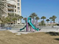 Edgewater #1402