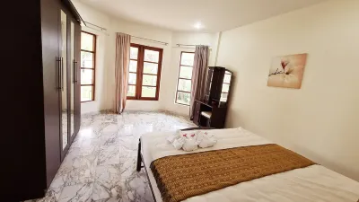 Room in Bungalow - Schones Bungalow Mit Gemeinschaftichem Ausenpool Und 2km Vom Sandstrand Enfernt