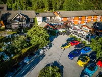 Straand Hotel - Parking