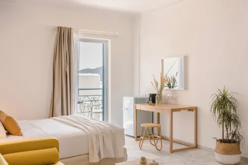 The Blue to Aria Blue Suites - Hotel/Alloggi familiari