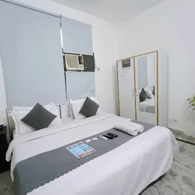 Mauryan Express Hotel Hauz Khas Fort Hotels near IIT Delhi