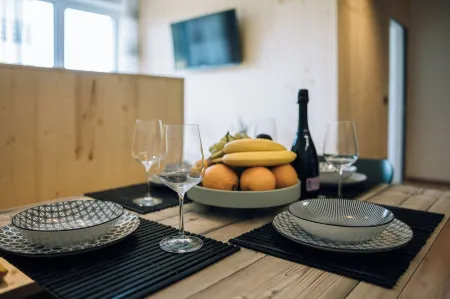 Postcard Country Apartments Отели в г. Їршовці