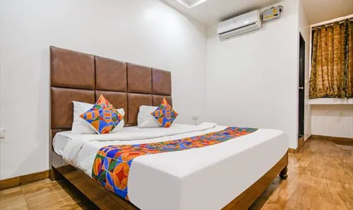 FabHotel S Pride Các khách sạn ở Berchha