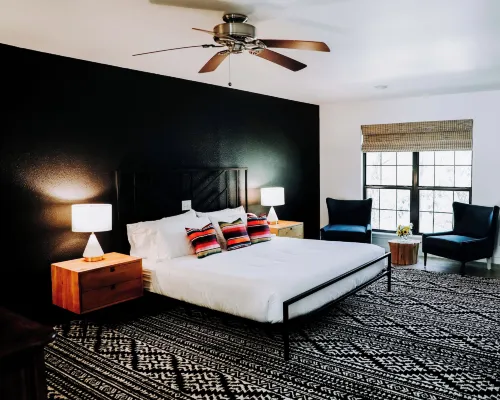 Wimberley Inn & Bar Hotels in Wimberley