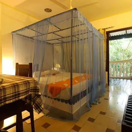 Hotel Susantha Garden