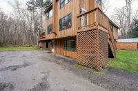 キリントンマウンテンホーム！ ホットタブ & スキーまで5分！ 3 ベッドルームホーム バイ レッドオーニング