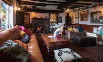 The Royal Arms Hotel