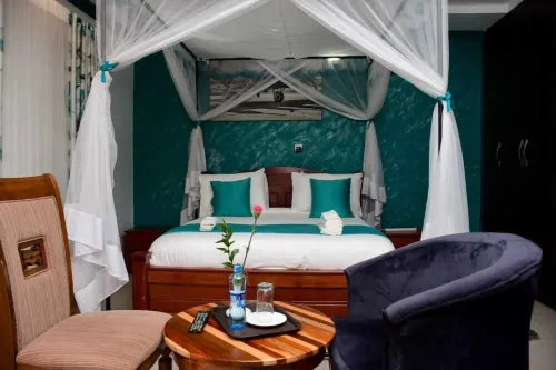 Lux Suites Elgon view Holiday House Hôtels à : Mlango
