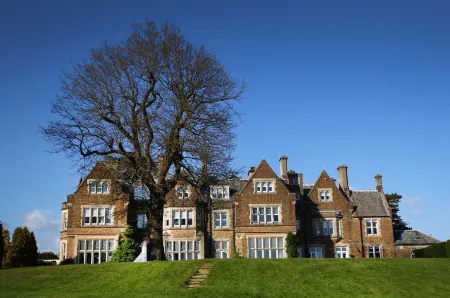 Hartsfield Manor Отели в г. Доркинг