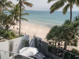 On the Beach Noosa Resort