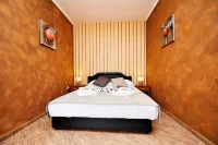 Step to Kotor Bay St-Oliv