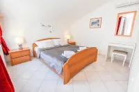 Apartments Ante