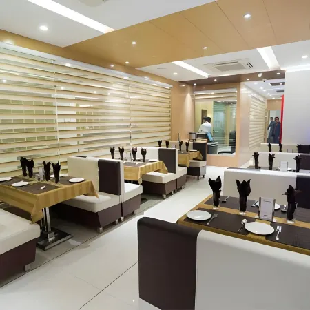 Hotel Orange International