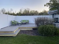 100 ft of private sandy beach on West Bay 3 miles from downtown TC.  Lic#2022-53 Elmwood Charter Township住宿飯店