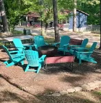Little Owl Private Cabin #10 - Sleeps 6. Resort Pool-Spa. Sdc 1 mi. Dogs ok!