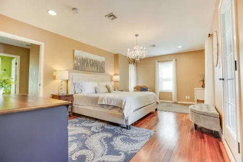 Hot Tub, Jacuzzi and Spacious Outdoor Oasis - Gorgeous Retreat