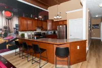 Large Kitchen and Living Space - Inviting Urban Oasis Hotels in Sandusky